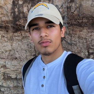 Meet your Posher, Adrian